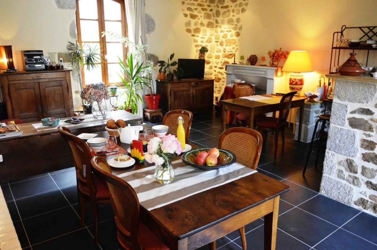 Les Gites Du Bourg Vitrac  Exterior photo